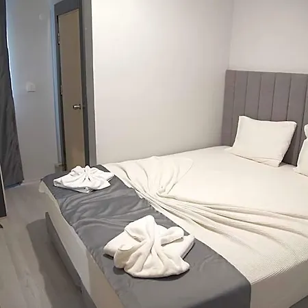 Side Gunes Hotel 3*