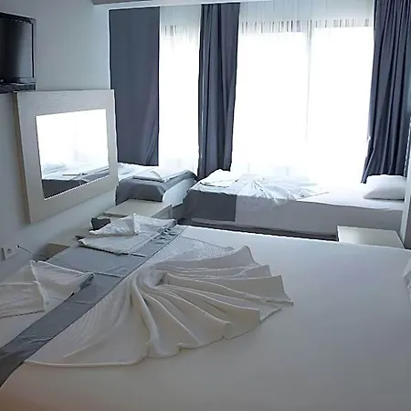 Side Gunes Hotel 3*